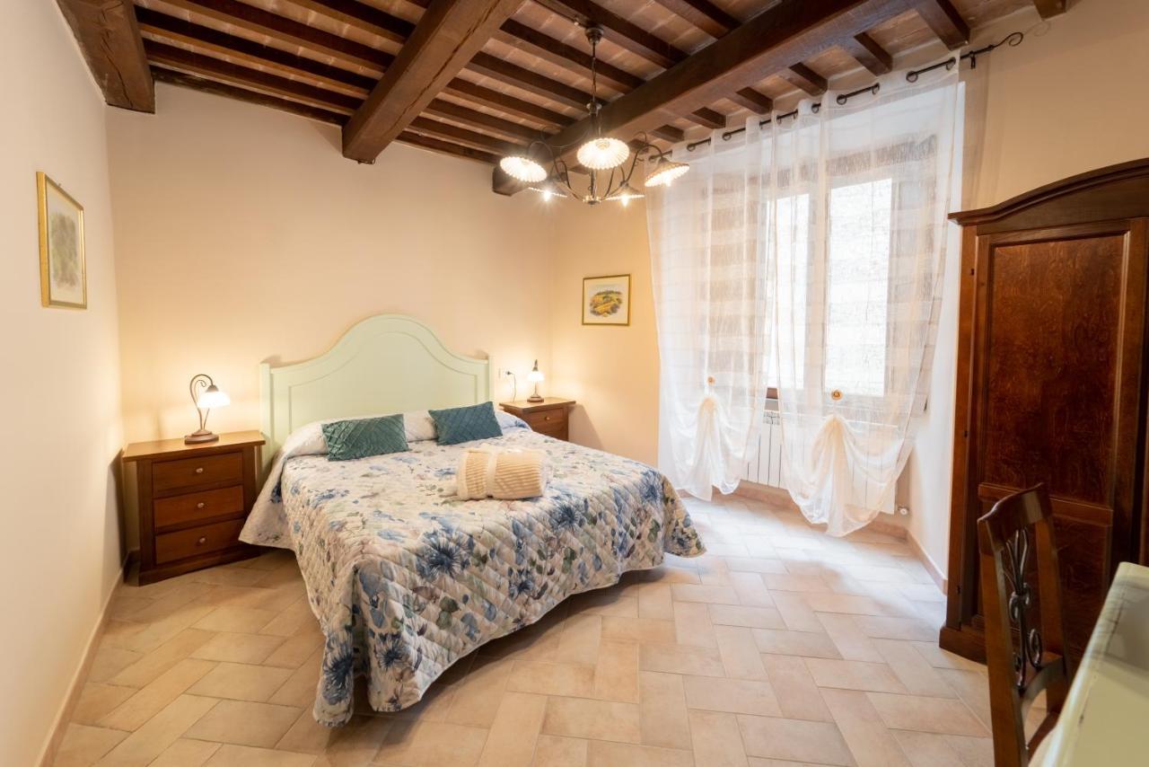Albergo La Loggia Di San Martino Гуалдо Тадино Екстериор снимка