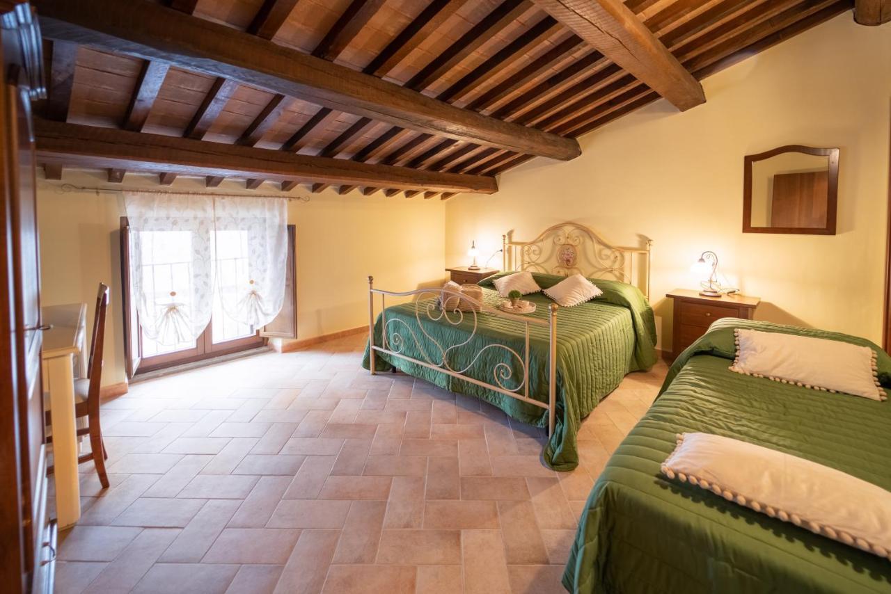 Albergo La Loggia Di San Martino Гуалдо Тадино Екстериор снимка