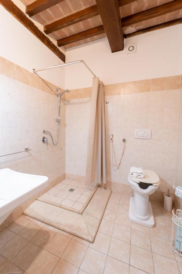 Albergo La Loggia Di San Martino Гуалдо Тадино Екстериор снимка